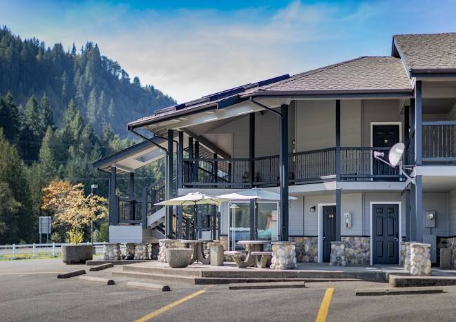 Seasons motel