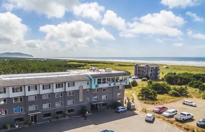 Adrift hotel