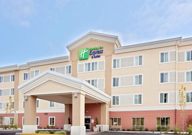 Holiday Inn Express & Suites Sumner Puyallup Area