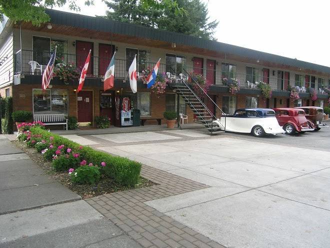 Dutch cup motel