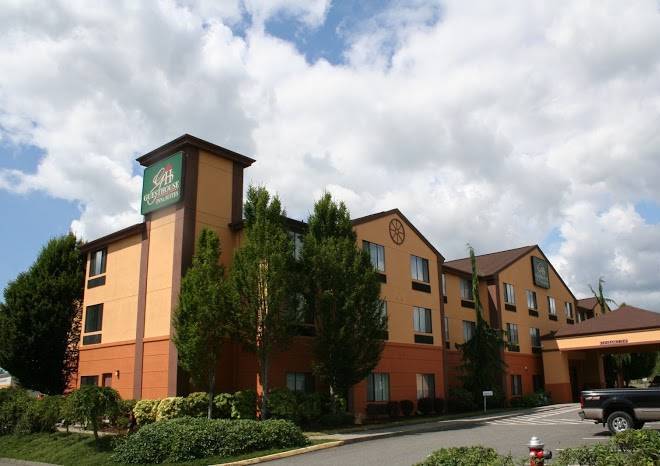 Evergreen inn & suites monroe