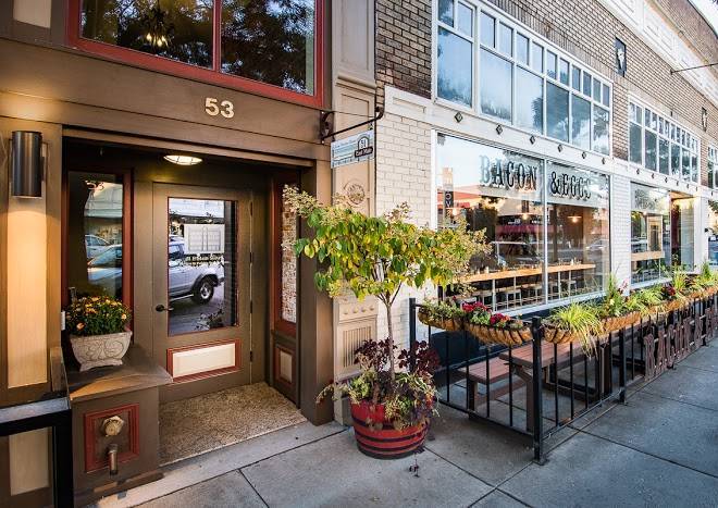 51 e main boutique hotel