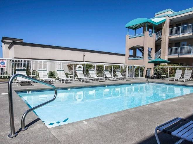 Quality inn grand suites bellingham