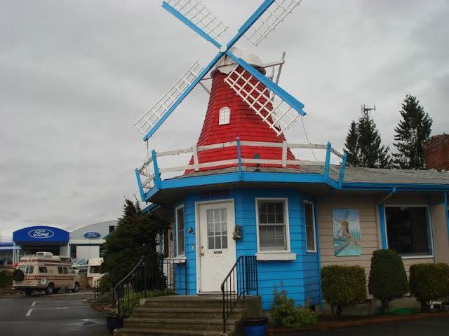 Windmill inn lynden