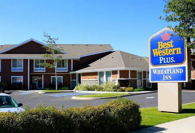 Best western wheatland inn
