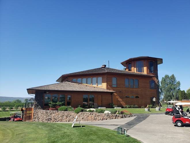 Apple tree resort