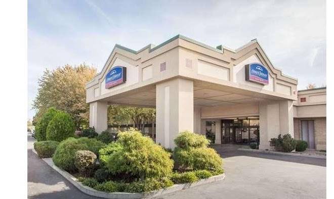 Howard johnson plaza by wyndham yakima