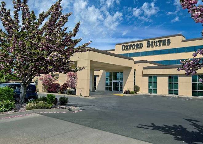 Oxford suites yakima