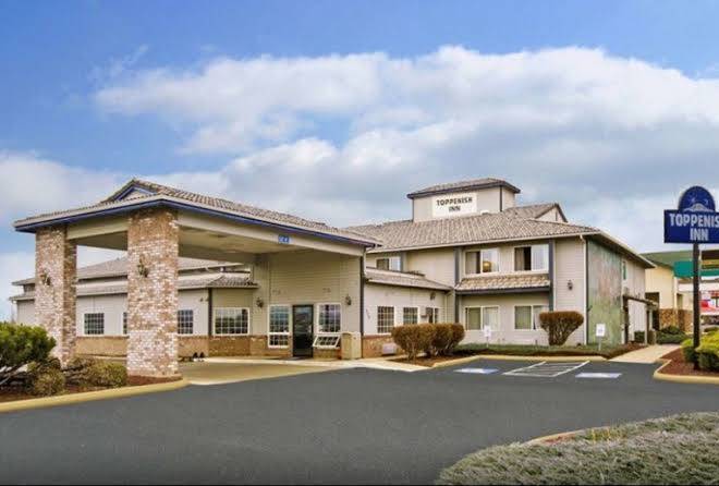 Toppenish inn and suites