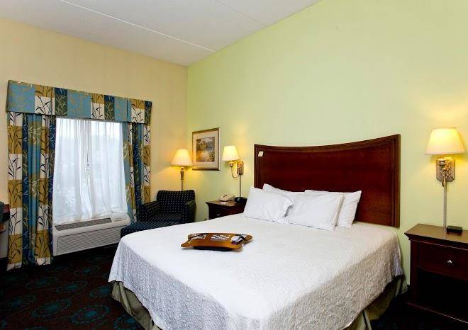 Hampton inn martinsburg south inwood