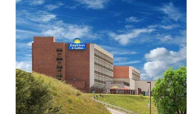 Days inn & suites by wyndham sutton flatwoods