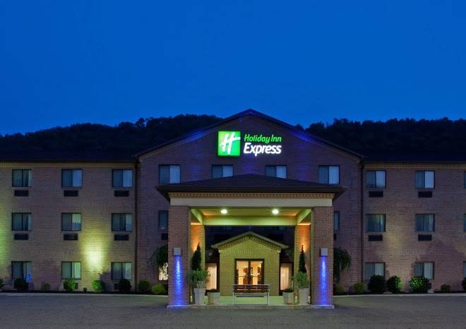 Holiday Inn Express Newell Chester Wv Image