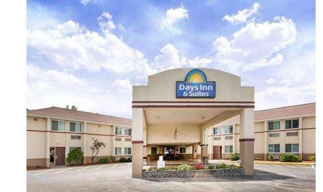 Days inn & suites by wyndham bridgeport clarksburg