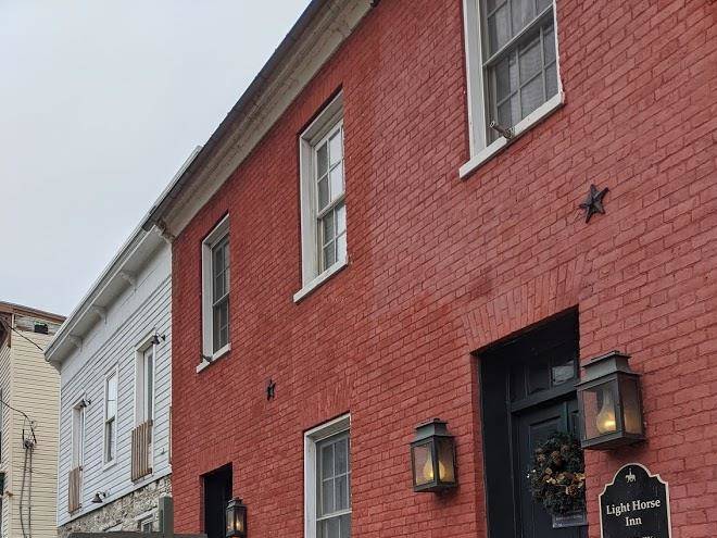 Light horse inn