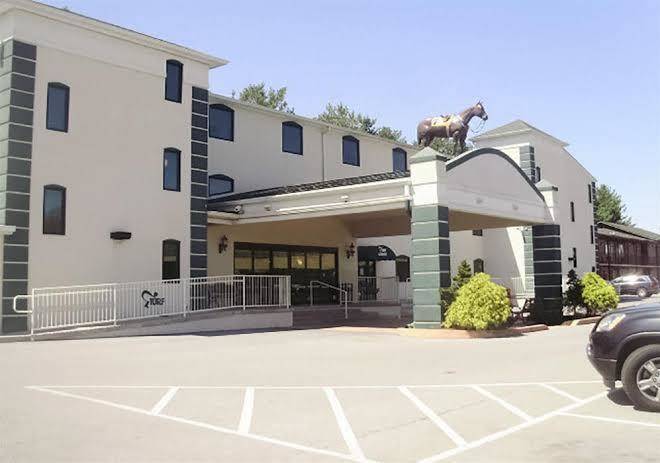 Rodeway inn & suites charles town