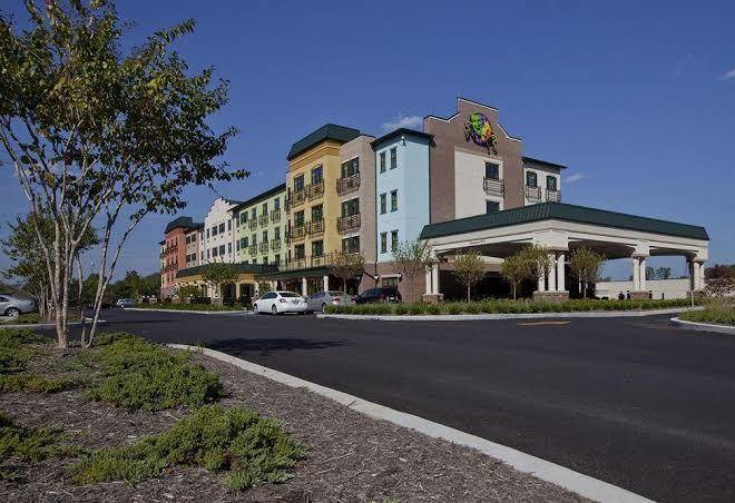 Mardi gras casino & resort