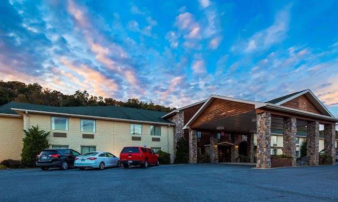 Surestay plus hotel by best western berkeley springs
