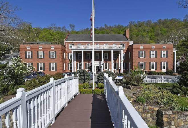 The country inn of berkeley springs