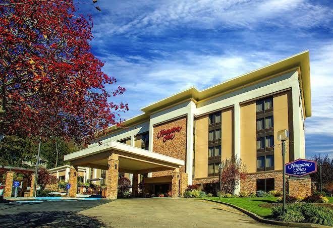 Hampton Inn Wheeling Image