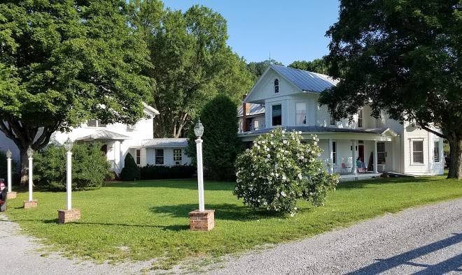 Mountain quest inn