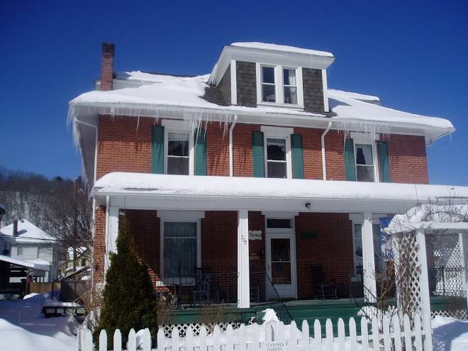 Old clark inn