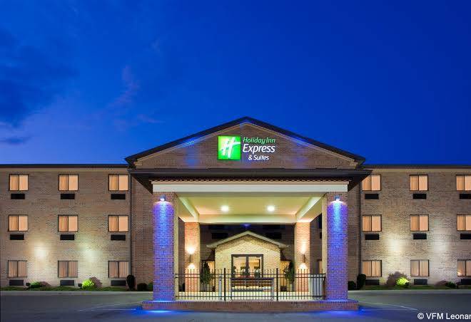 Holiday inn express & suites elkins