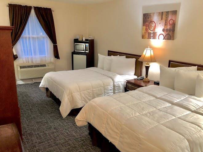 The Bicentennial Inn Image