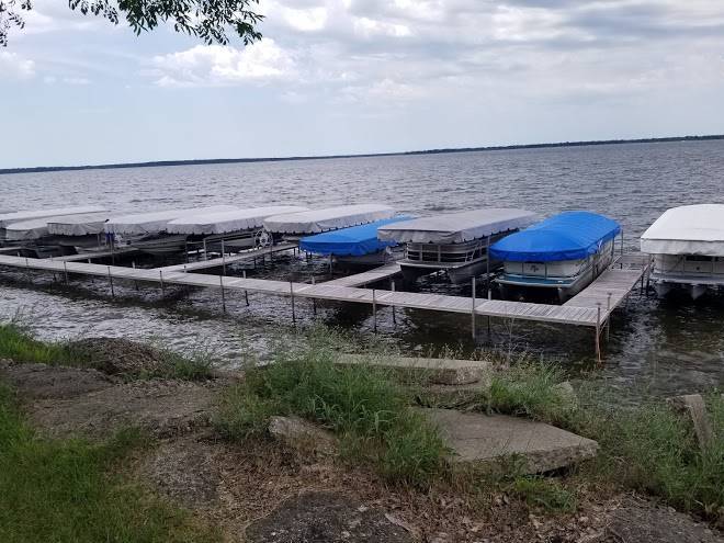 Castle rock motel mobile home