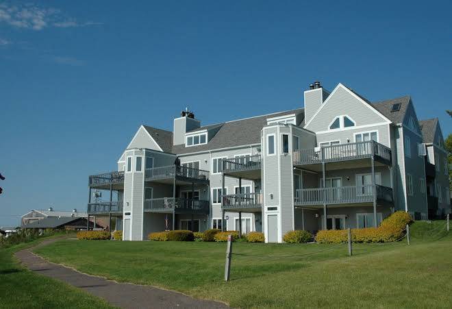 Bayfield on the lake unit 201