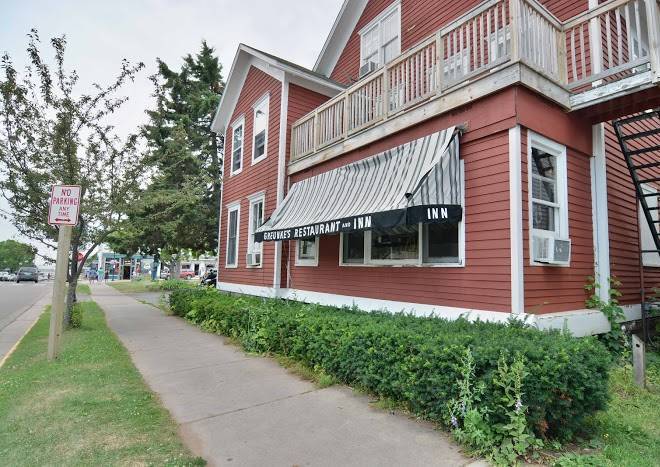 Greunke's first street inn & dining