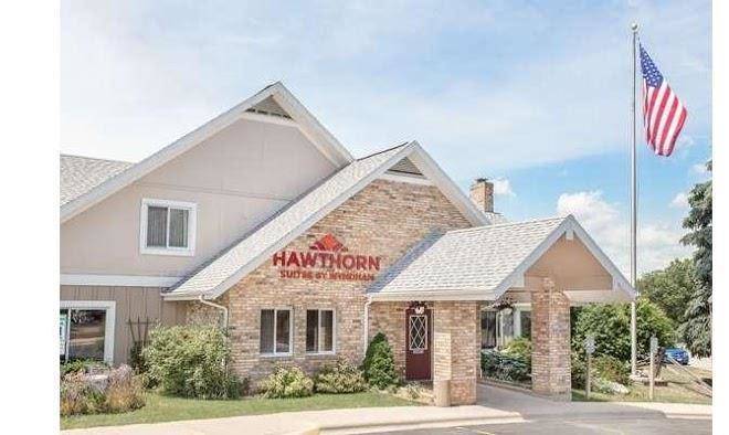 Hawthorn suites by wyndham green bay