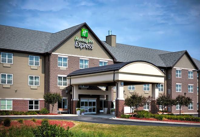 Holiday inn express & suites green bay east
