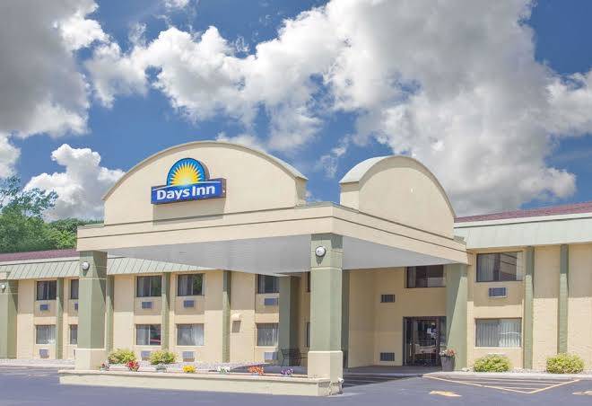 Days inn by wyndham portage