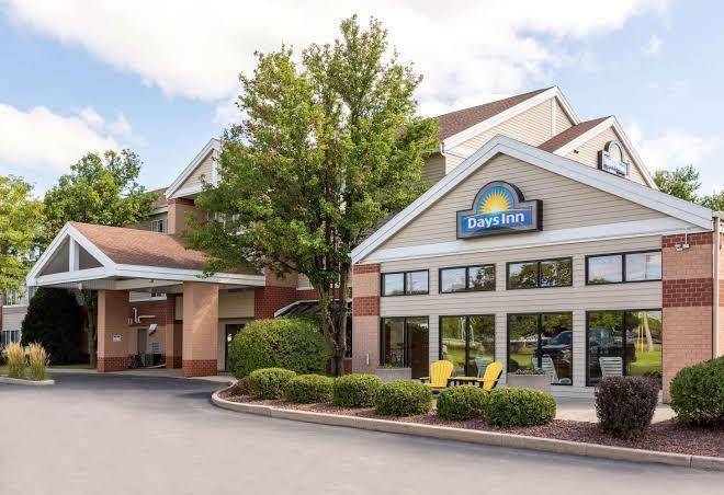 Days inn & suites by wyndham madison