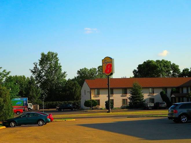 Super 8 by wyndham sun prairie madison e
