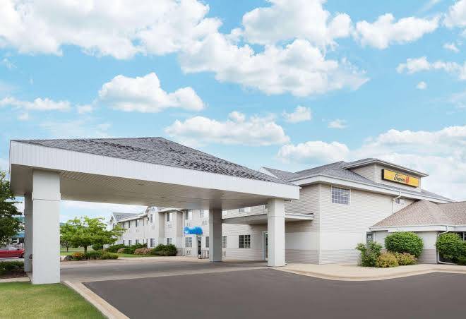 Super 8 by wyndham verona madison