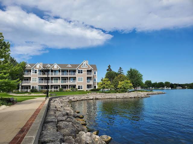 Bridgeport waterfront resort