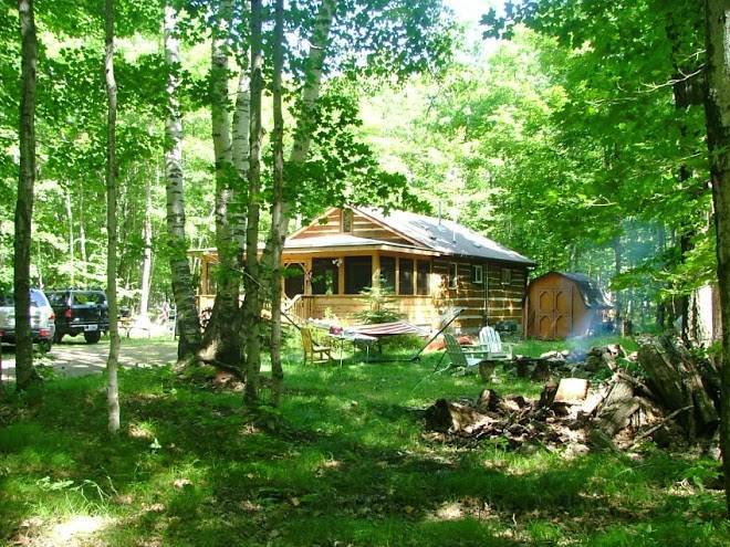 Door county cabin in the woods