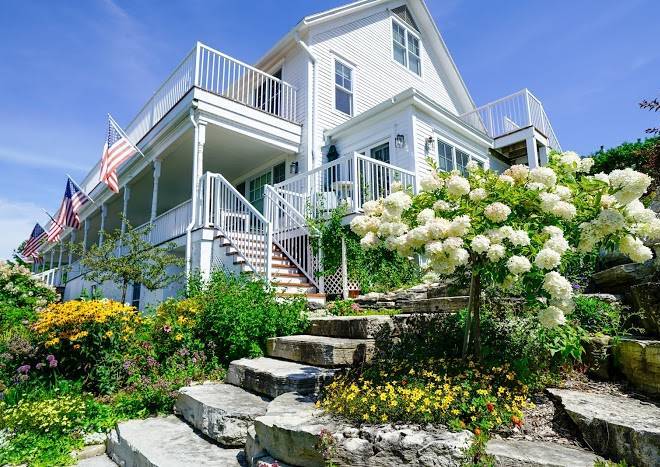Hillside waterfront hotel