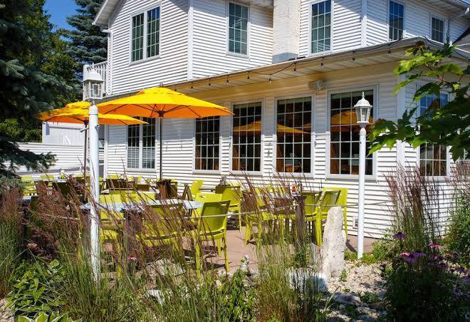 Julie's park cafe & motel