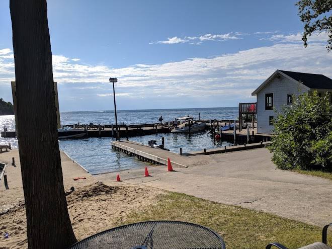 Little sister resort