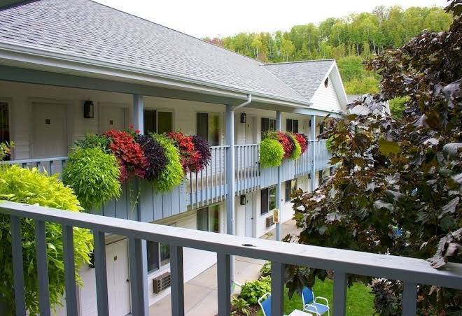 Main street motel