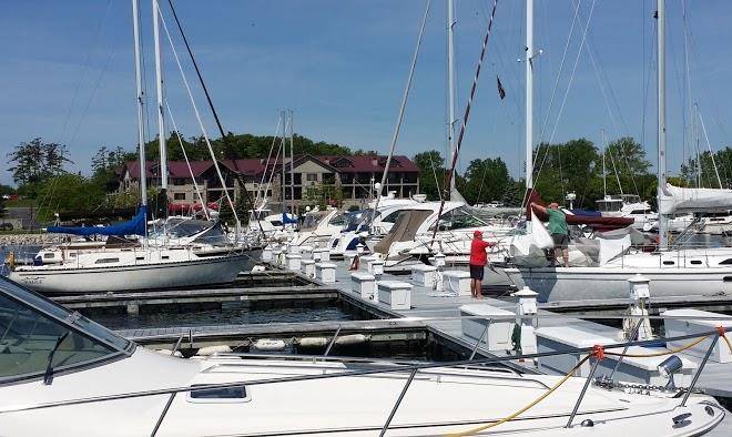 Wave pointe marina & resort