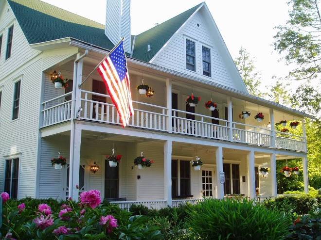White gull inn
