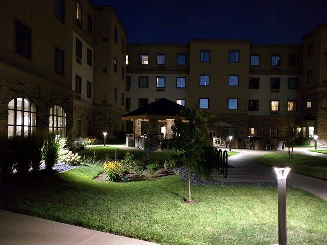 Staybridge suites eau claire altoona