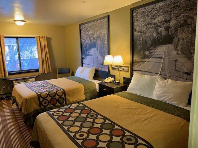Super 8 by wyndham eau claire wi