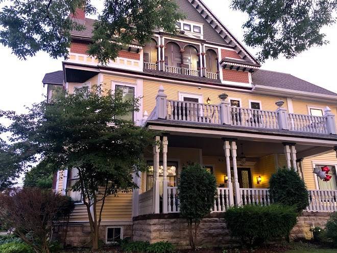 Bentley wheeler bed and breakfast