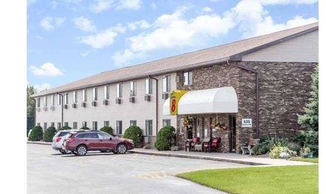 Super 8 by wyndham antigo