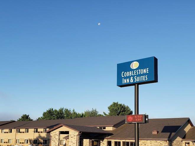 Cobblestone inn & suites merrill