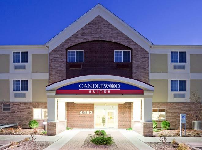 Candlewood suites milwaukee brown deer